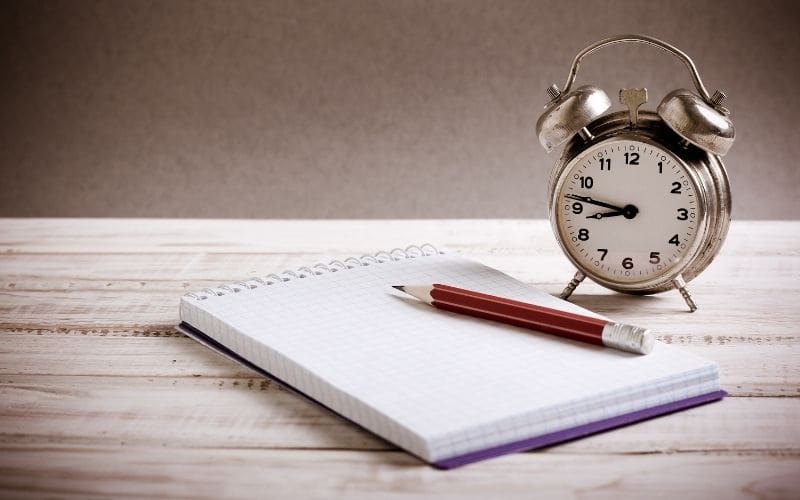 تکست نوشتن در مدیریت زمان